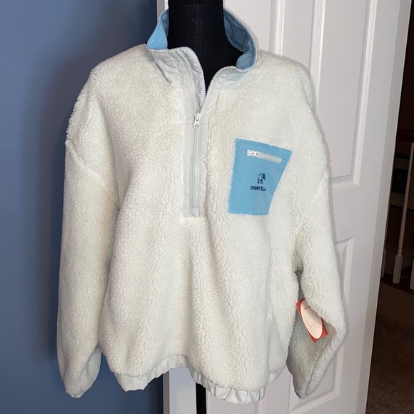 ivory ella Tops - Ivory Ella soft warm sweatshirt